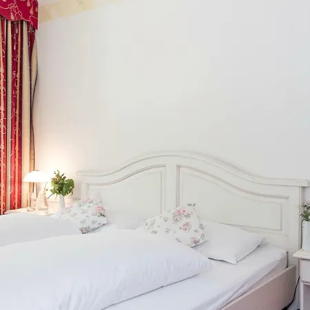 Andrelwirt 3* ראוריס